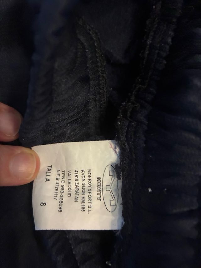 Pantalón corto Maristas Talla 8.