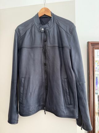 Chaqueta de piel azul Massimo Dutti