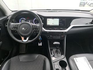 Kia Niro 1.6 GDi PHEV 104kW (141CV) Drive