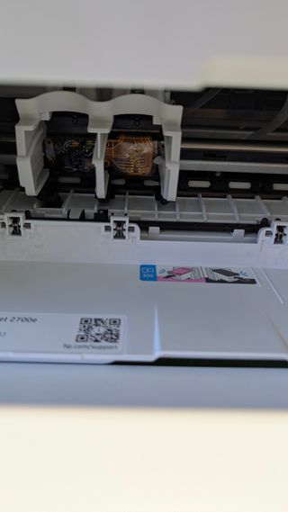 Impresora todo-en-uno HP DeskJet 2720e