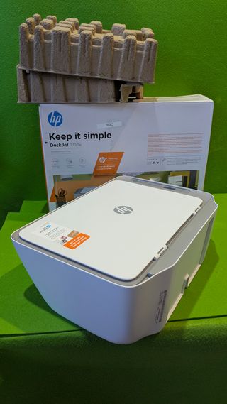 Impresora HP DeskJet 2720e