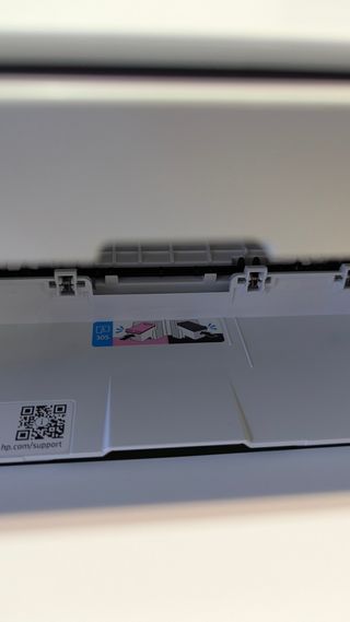 Impresora HP DeskJet 2720e