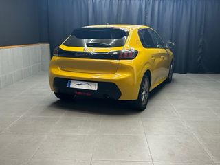 Peugeot 208 2021