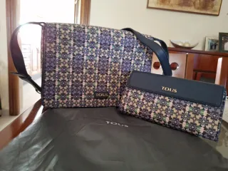 Bolso y cartera Tous