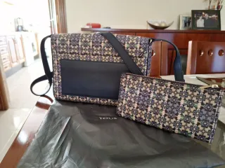Bolso y cartera Tous