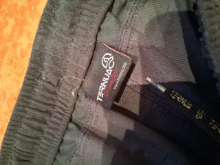 Pantalón montaña Ternua Micropana diseño L