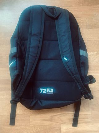 Mochila NIKE 72