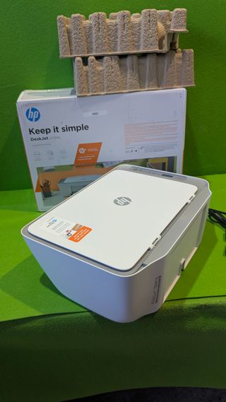 Impresora HP DeskJet 2720e