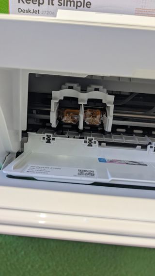 Impresora HP DeskJet 2720e