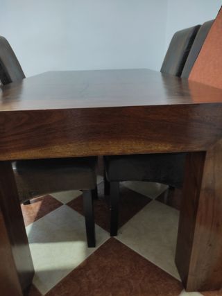 Mesa de comedor de palisandro