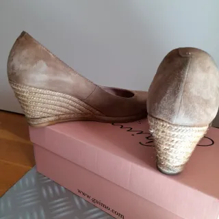 Zapatos tacón en cuña. T 38