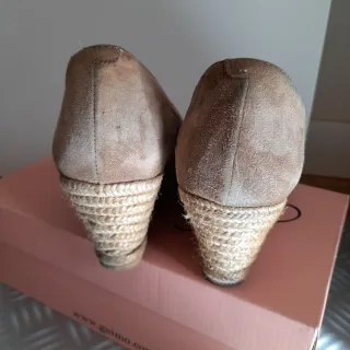 Zapatos tacón en cuña. T 38