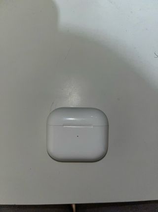 Estuche para auriculares blanco 