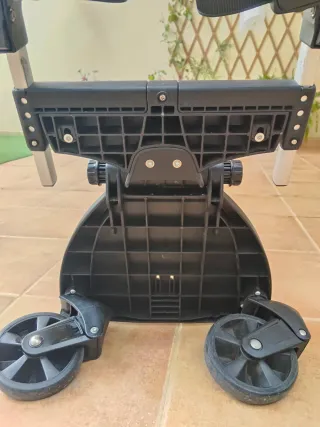 Piattaforma universale per passeggini