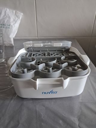 Esterilizador de biberones Nuvita