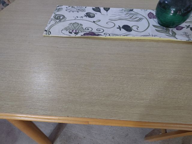 Mesa extensible de madera