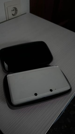 Nintendo 3DS White (Exchange per altre console)