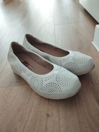 Zapatos blancos talla 37