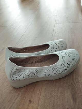 Zapatos blancos talla 37