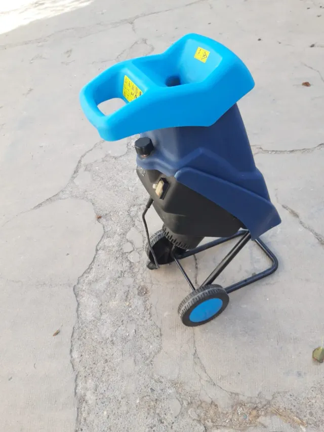 Biotrituradora Eléctrica Einhell BG-KS 2040