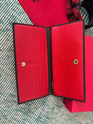 Cartera Carolina Herrera Dobladada CH