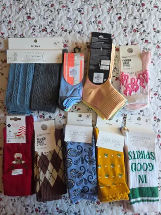 Lote de 31 pares de calcetines de mujer
