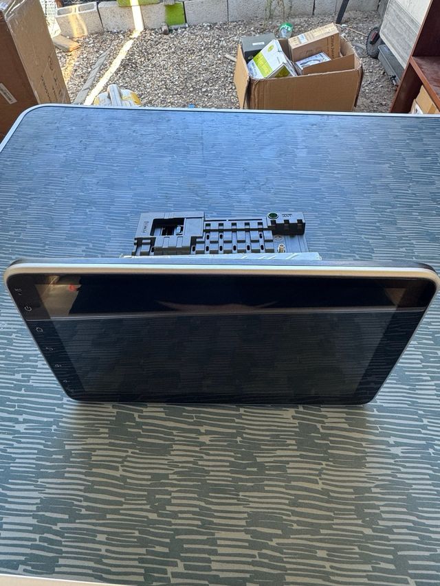 Schermo radio universale 2 DIN