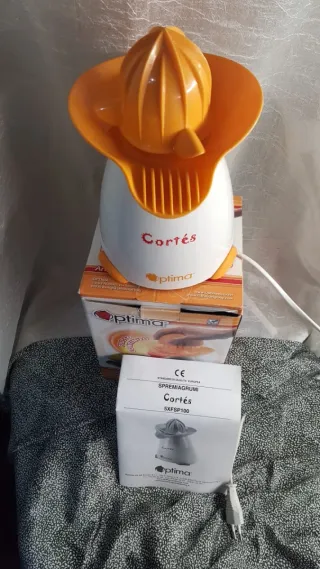 Spremiagrumi Optima Cortés