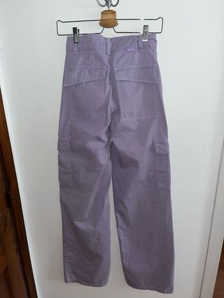 Pantalones cargo morados