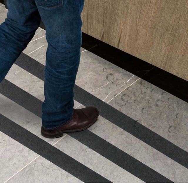 Nastro adesivo antiscivolo nero 5 cm x 5 m