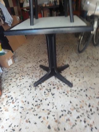 70 Sillas Resina + 17 Mesas