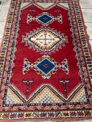 Alfombra Marroquí Lana Roja y Azul.