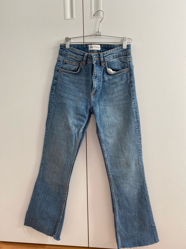 Vaqueros Zara Flare Azul