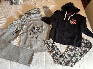 2 Chándales Mickey Mouse Talla S por 12€ los dos 