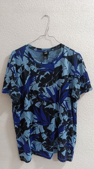 Camiseta manga corta H&M Estampada Hojas Talla M