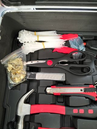 Arebos AR-HE-WK1200 Set Herramientas 1200 Piezas