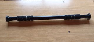 Barra de dominadas ajustable