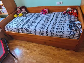 Dormitorio nido completo madera