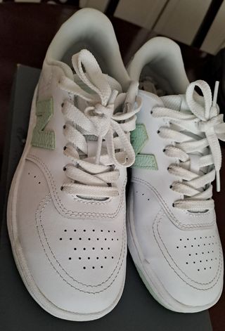 Tenis New Balance Blanco y Verde