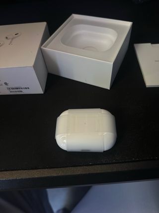 AirPods Pro di seconda generazione bianchi