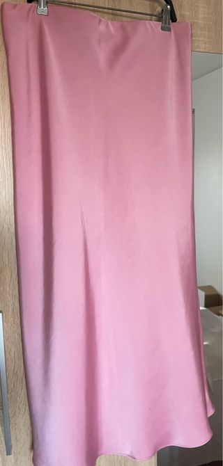 Falda Zara satén rosa