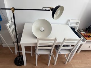 Lámpara de pie y de techo Ikea negra