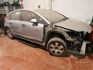 Se vende lote de coches.