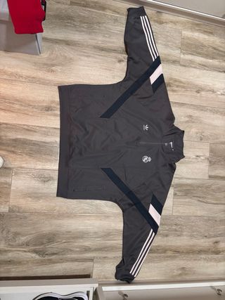 Chándal Adidas Real Madrid Talla XXL
