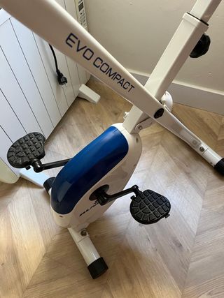Bicicleta Estática EVO COMPACT