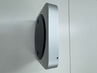 Mac mini 750GB Plata