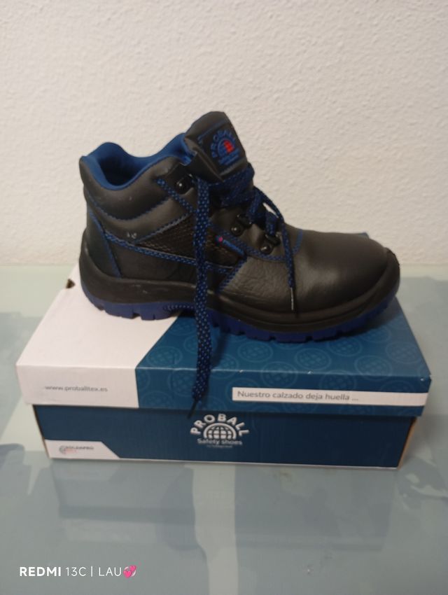 Botas de seguridad Proball negras y azules