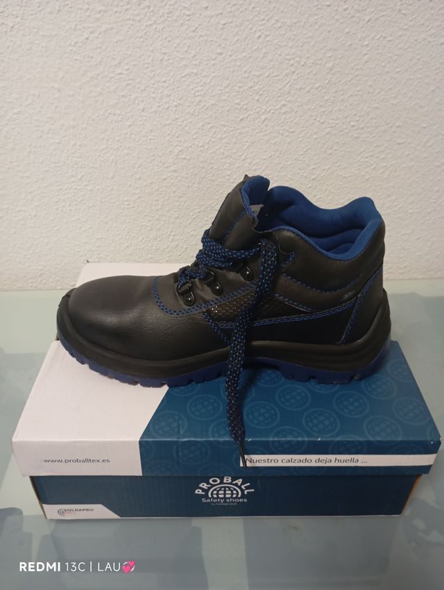 Botas de seguridad Proball negras y azules