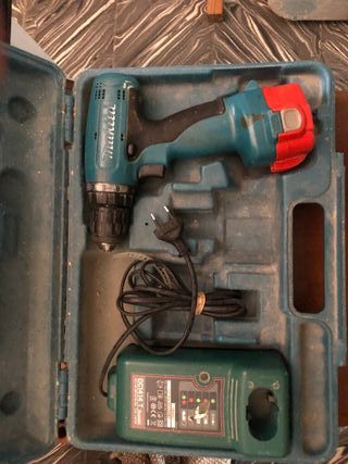 Taladro Atornillador Makita DC1414 T