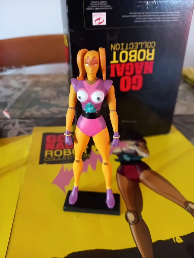 Action Figures Helena, Cleo e Marigera